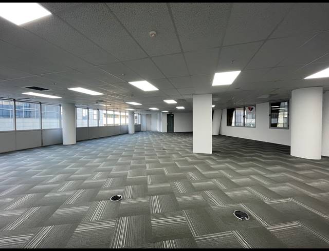 779M² OFFICE TO LET IN SANDTON CENTRAL